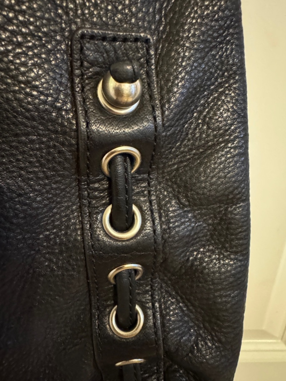 B. Makowsky Black Leather Shoulder Bag - Picture 3 of 7
